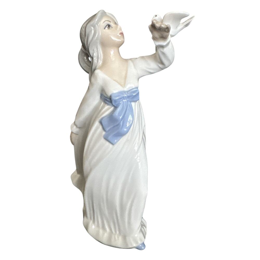 Vintage Tengra Porcelain Dancing Girl with Dove Figurine